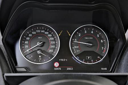 BMW 125i, Interieur