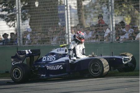Als Nakajima in die Mauer crashte, führte das Safety-Car das Feld allerdings wieder zusammen.