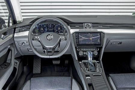VW Passat Variant GTE, Interieur