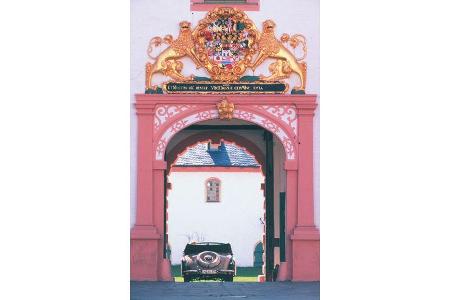 Und ein noch feineres Ãrtchen: Das Renaissance-Juwel Schloss Augustusburg berhergt ein Motorradmuseum.