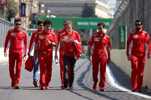 Vettel stapelt tief