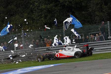 Lewis Hamilton GP Belgien Crashs 2011
