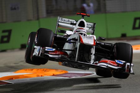 Kamui Kobayashi GP Singapur Crashs 2011