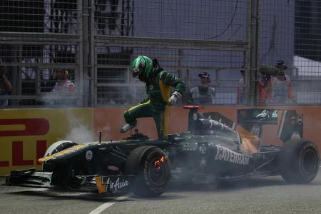 Heikki Kovalainen GP Singapur Crashs 2011
