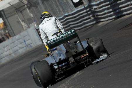 Nico Rosberg GP Monaco Crashs 2011