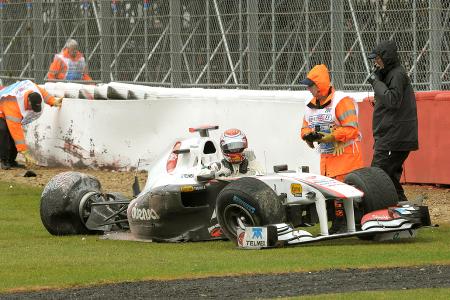 Kamui Kobayashi GP England Crashs 2011