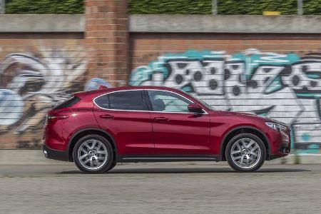 Alfa Romeo Stelvio 2.0 Turbo Q4 First Edition, Außenansicht