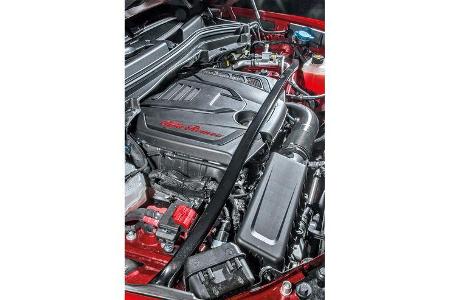 Alfa Romeo Stelvio 2.0 Turbo Q4 First Edition, Motor