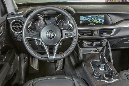 Alfa Romeo Stelvio 2.0 Turbo Q4 First Edition, Interieur