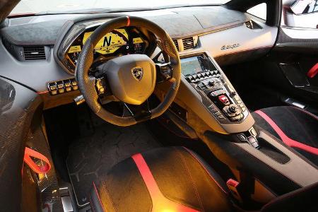 Lamborghini Aventador LP 750-4 Superveloce, Cockpit