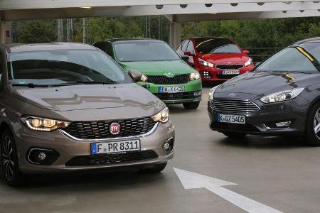 Fiat Tipo 1.4 T-Jet, Ford Focus 1.0 Ecoboost, Kia Cee'd 1.0 T-GDI, Skoda Rapid Spaceback 1.4 TSI