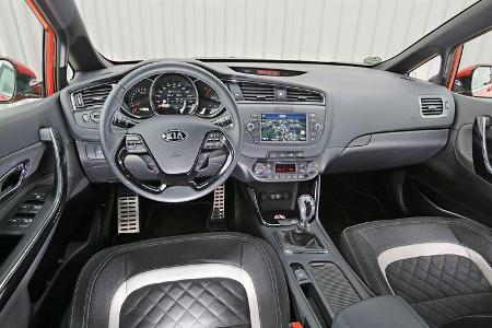 Kia Cee'd 1.0 T-GDI, Cockpit