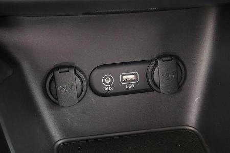 Kia Cee'd 1.0 T-GDI, Anschlüsse