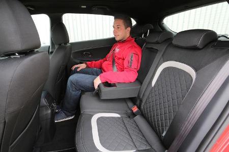Kia Cee'd 1.0 T-GDI, Fondsitze