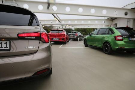 Fiat Tipo 1.4 T-Jet, Ford Focus 1.0 Ecoboost, Kia Cee'd 1.0 T-GDI, Skoda Rapid Spaceback 1.4 TSI