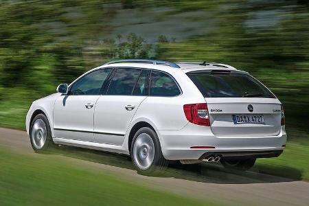 Skoda Superb Combi 2.0 TSi, Heckansicht