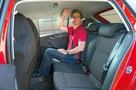 Skoda Rapid Spaceback 1.2 TSI, Fondsitz, Beinfreiheit