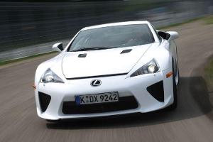 Lexus LFA im Test