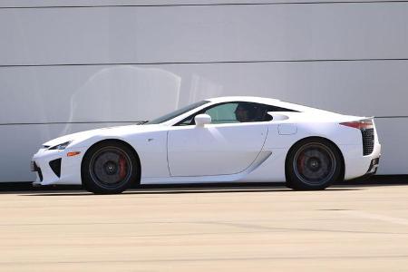 Lexus LFA