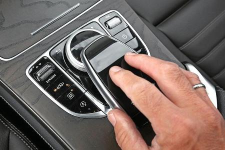 Mercedes GLC 250 d 4Matic, Bedienelemente