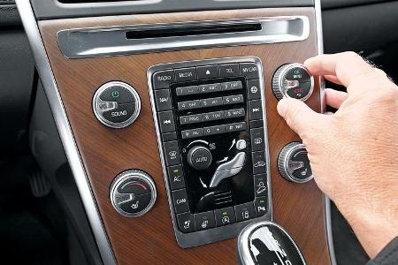 Volvo XC60 D5 AWD, Mittelkonsole
