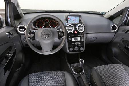 Opel Corsa 1.4, Cockpit