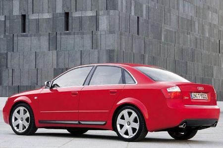 Audi A4, Anzeigeinstrumente, Tacho, Detail