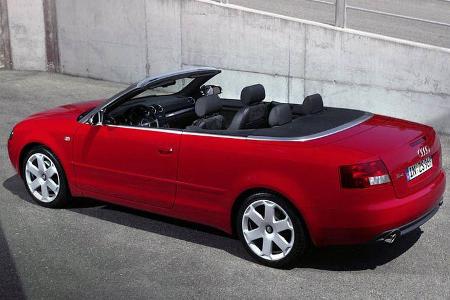 ... auch eine Cabrio-Version ergänzte die Modellpalette.
