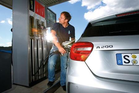 Mercedes A 200 CDI AMG Sport, Tankstelle