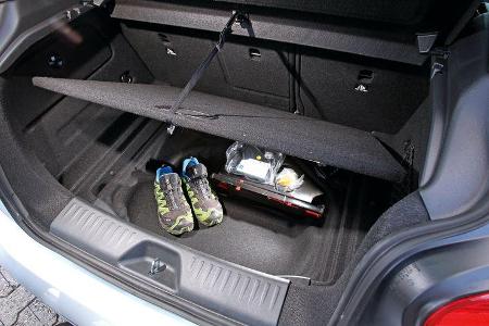 Mercedes A 200 CDI AMG Sport, Ladeboden