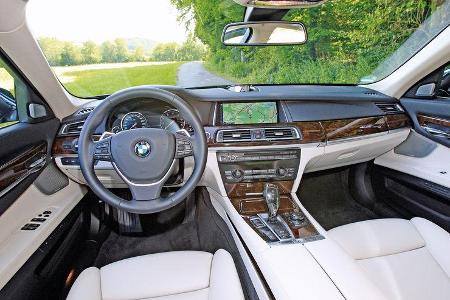BMW 750i, Cockpit, Lenkrad