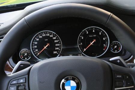 BMW 750i, Rundinstrumente
