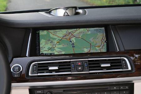 BMW 750i, Navi, Display