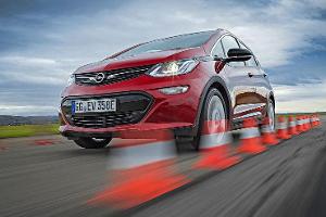 Opel Ampera-e (2017) Test