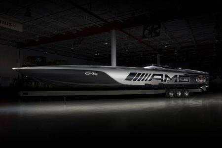 Cigarette Racing 515 Project ONE Rennboot