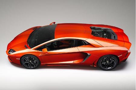 Lamborghini Aventador LP 700-4,