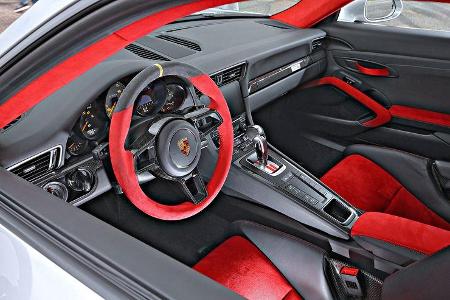 Porsche 911 GT2 RS (991) - Sportwagen - Biturbo