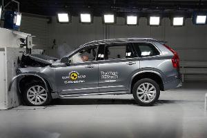 9 Autos im EuroNCAP-Crashtest