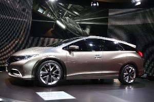 Honda Civic Tourer auf dem Autosalon Genf