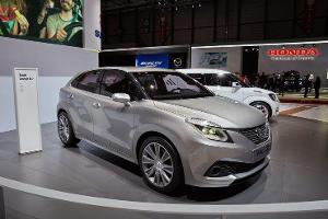 Suzuki iK-2 auf dem Autosalon Genf 2015