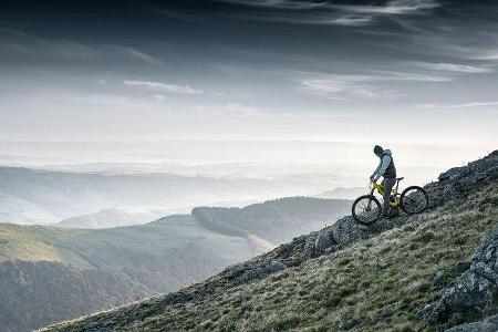 Das dazugehörige Mountainbike eM02 Powertube stammt ebenfalls von Peugeot.