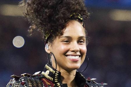 Auch bei ihrem auftritt beim Champions-League-Finale zeigte Alicia Keys sich ungeschminkt