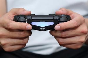 Sony arbeitet wohl an einem neuen PS4-Controller