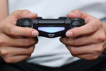Sony hat ein neues Patent für seinen PS4-Controller vorgelegt Sony hat ein neues Patent für seinen PS4-Controller vorgelegt