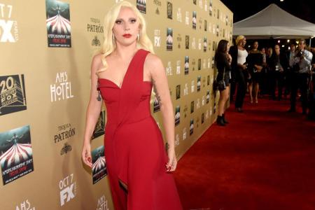 Exzentrisch war gestern! Lady Gaga (29) scheint modisch auf einem eleganten Hoch zu schweben. Wie hier auf der Premiere der ...