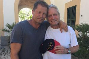 Michael Douglas: Hauptrolle im US-Remake von "Honig im Kopf"
