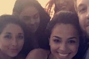 Calvin Harris tröstet sich mit einem Boot voller Frauen