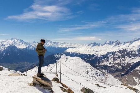 Vom Bettmerhorn können Bergsteiger und Wanderer eine schöne Aussicht genießen