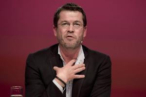 Eigentlich heißt er Karl-Theodor Buhl-Freiherr von und zu Guttenberg