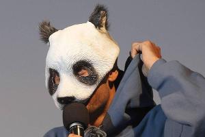 Cro - oder sein Starstatus - haben offenbar eine außergewöhnliche Wirkung auf Frauen